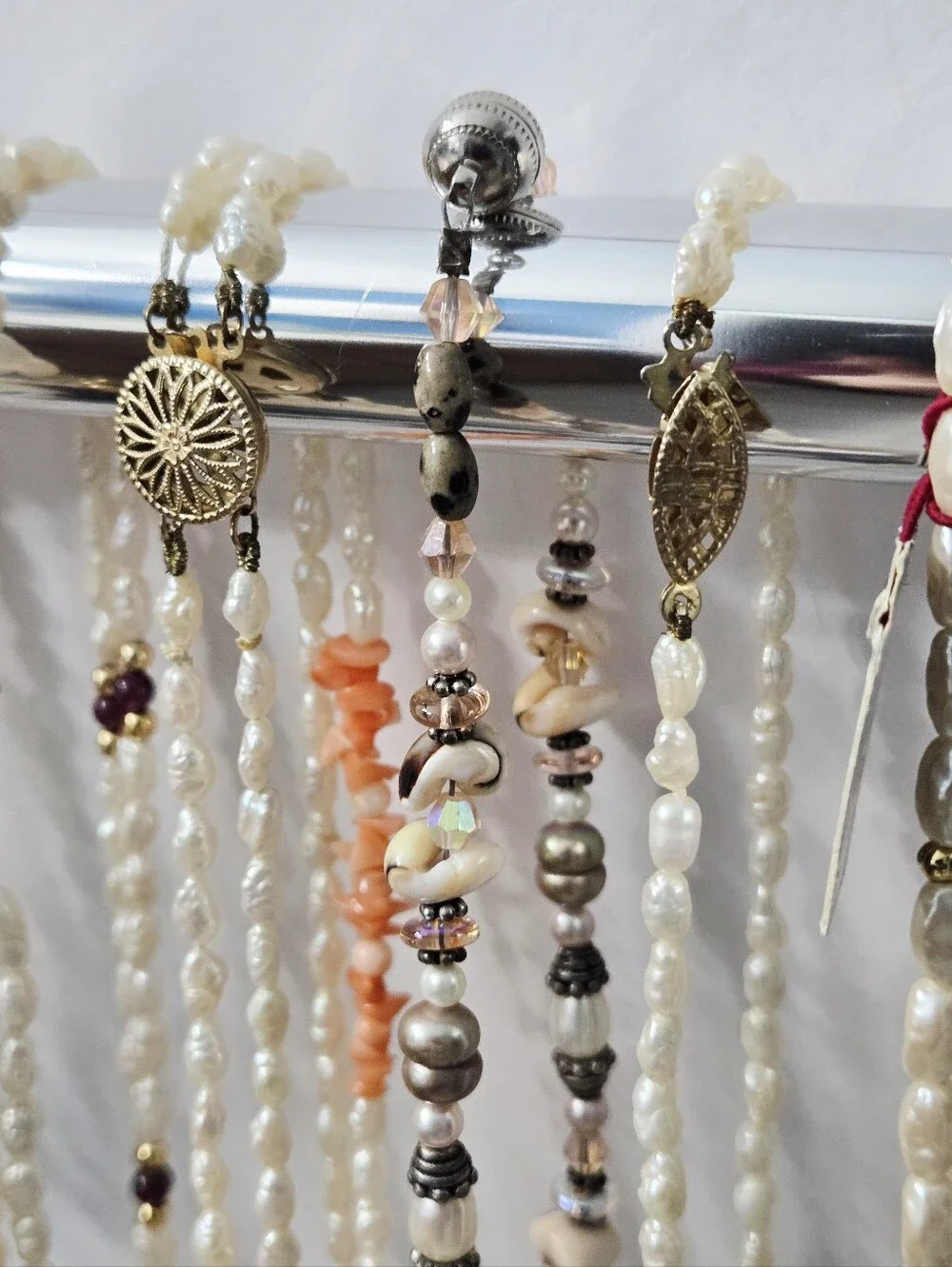 9 Pearls Necklace 2 Bracelets Lot